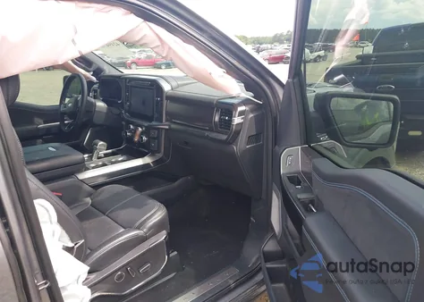 2024 Ford F-150 Platinum z USA, uszkodzony, nr VIN 1FTFW7L87RFB90621